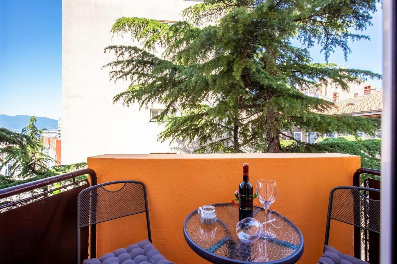 Rina Apartment Rijeka Buitenkant foto