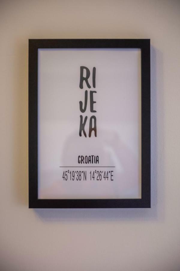 Rina Apartment Rijeka Buitenkant foto